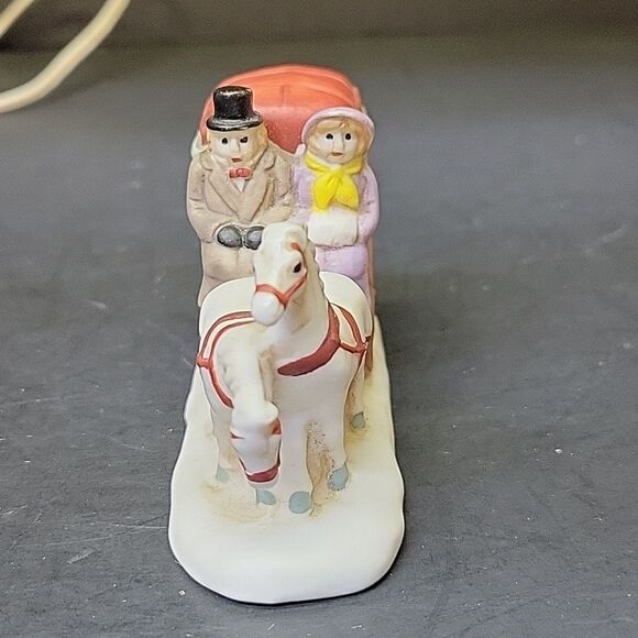 Vintage Christmas Porcelain House Village Bisque Light M5035 Studio Five - Picture 12 of 13